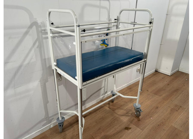 Oostwoud 3160.0201 Children's / Infant Hospital Bed