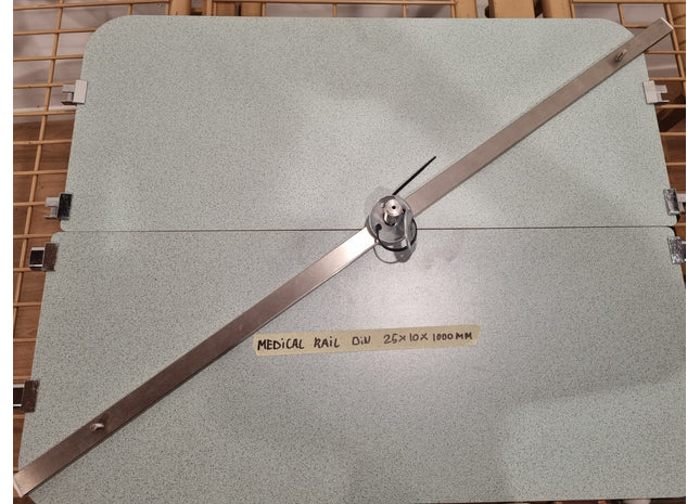 Medical Rail DIN 25x10x1000 mm #01