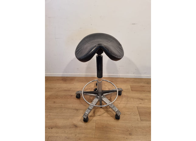 Score Medical Saddle Stool #34