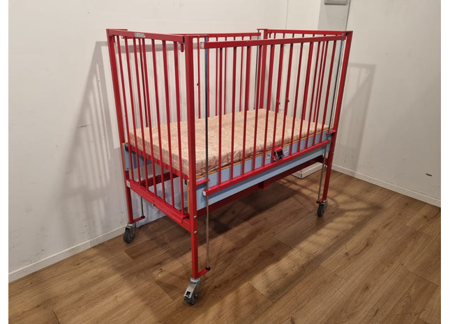 Huntleigh Nesbit Evans 31300X Children's Hospital Bed #02