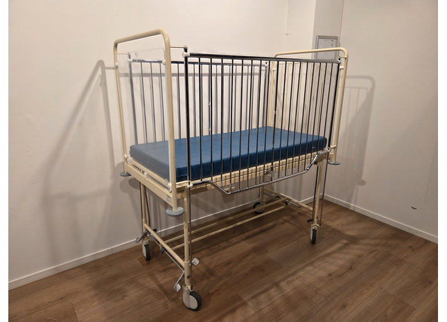 Oostwoud 3112.1351 Children's Hospital Bed