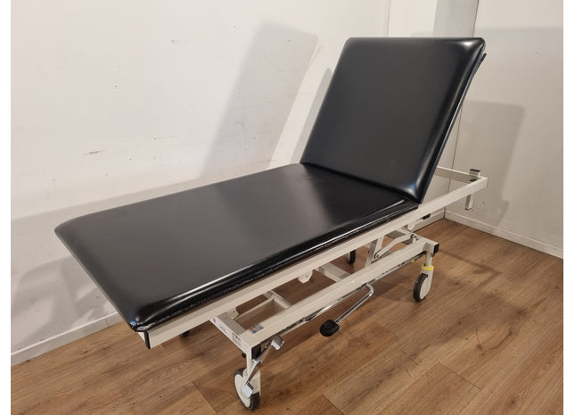 Oostwoud 1683.8006 Hydraulic 2-Section Examination Table #32A