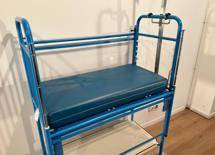 OOSTWOUD BABYCOTS / CHILDRENBED BLUE- SMALL