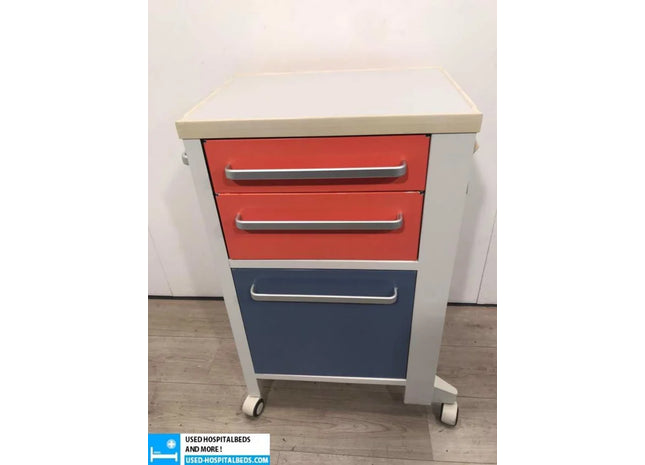 ARNOLD BEDSIDE LOCKER 40A