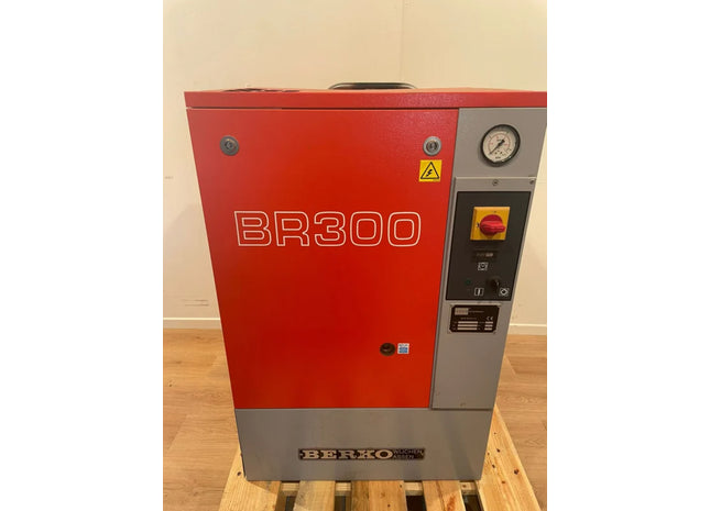 MEDICAL AIR COMPRESSOR INCL DRYER