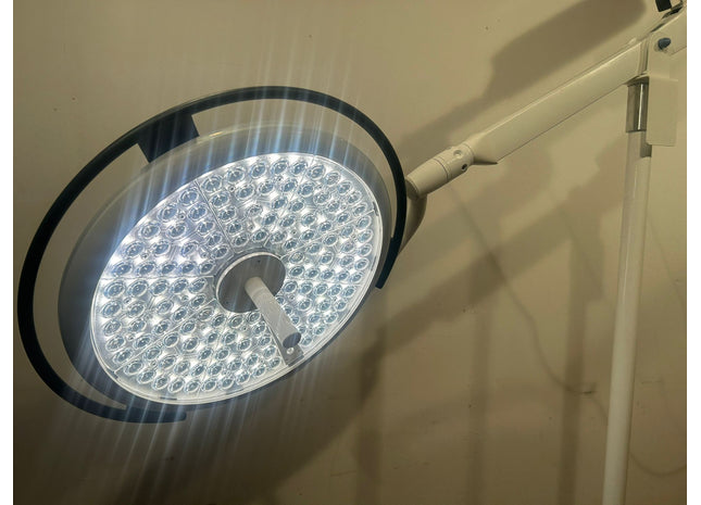 Maquet Power LED 500 mobile operating lamp