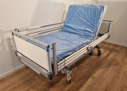 VOLKER 3-SECTION ELECTRIC HOSPITAL BED NR 00L-A (S860-2)