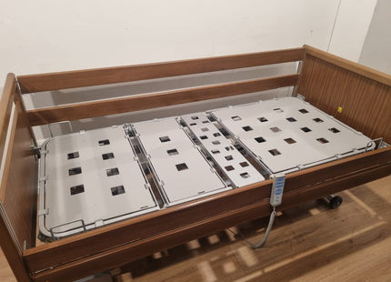 WISSNER BOSSERHOFF SENTIDA 3-SECTION FULL OPTION LOW RYDER ELECTRIC HOSPITAL BED #24G