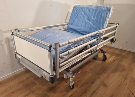 VOLKER 3-SECTION ELECTRIC HOSPITAL BED NR 00L-A (S860-2)