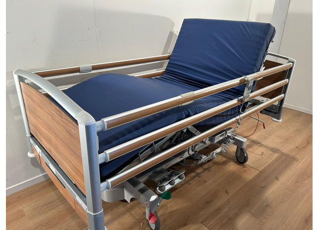 WISSNER BOSSERHOFF LINET ELEGANZA WITH NURSING BOX 3-SECTION ELECTRIC HOSPITAL BED 44B