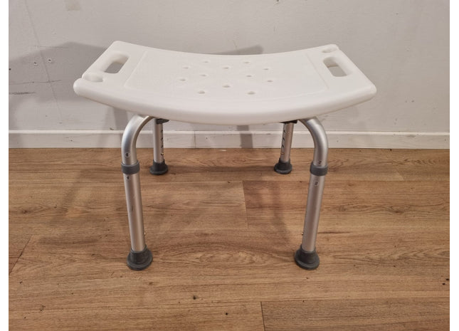 Multimotion Shower Stool #02