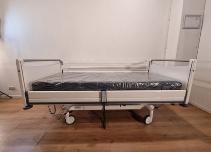 STIEGELMEYER SETA K-BETT EM4 3-SECTION ELECTRIC HOSPITAL BED #24B