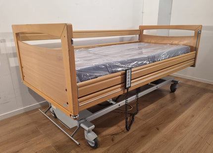 BOCK PRACTICO 3-SECTION FULL OPTION ELECTRIC HOSPITAL BED #84