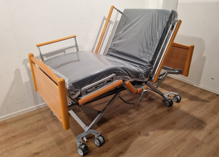VOLKER 3-SECTION FULL OPTION LOW RYDER ELECTRIC HOSPITAL BED #34