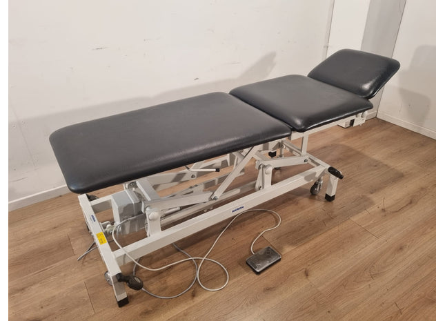 ARJO HUNTLEIGH AKRON A2282/2/SFS ELECTRIC 3-SECTION EXAMINATION COUCH #42