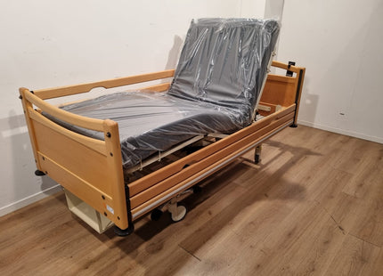 SCHELL 3-SECTION ELECTRIC HOSPITAL BED #12-SCK