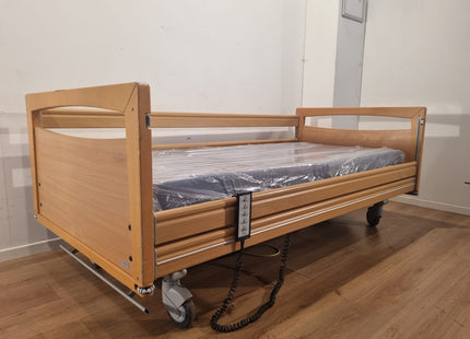 BOCK PRACTICO 3-SECTION FULL OPTION ELECTRIC HOSPITAL BED #84