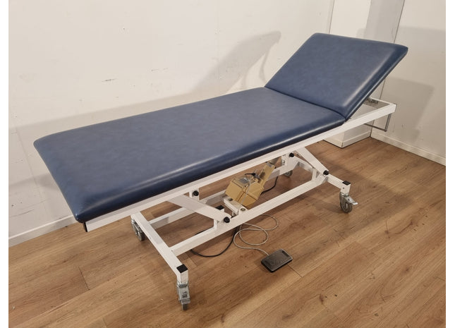 DEWERT ELECTRIC 2-SECTION EXAMINATION COUCH #34