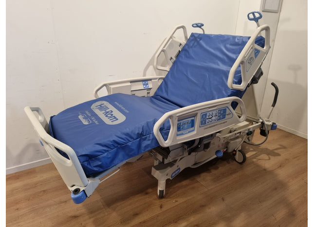 Hill-Rom TotalCare P1900 ICU Hospital bed
