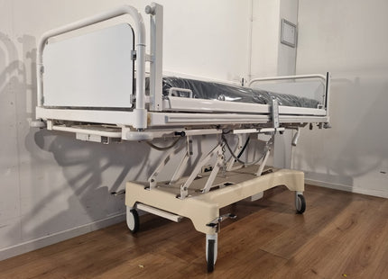 STIEGELMEYER VIVENDO (146352) 3-SECTION ELECTRIC HOSPITAL BED #27A