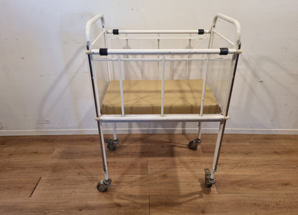 OOSTWOUD BABY CRIB #08