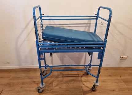 OOSTWOUD 3160.8003.001 BABY CRIB - BLUE