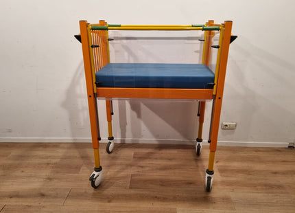 OOSTWOUD CHILDREN'S HOSPITAL BED "ORANGE"