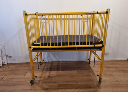 SCHELL CHILDREN'S HOSPITAL BED "YELLOW"