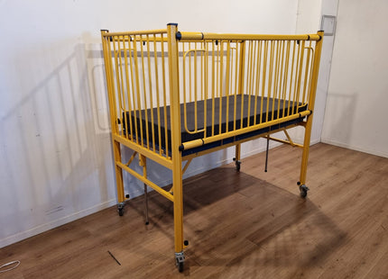 SCHELL CHILDREN'S HOSPITAL BED "YELLOW"