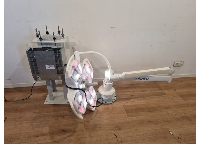 Maquet SA Mountable Operating Light System #01