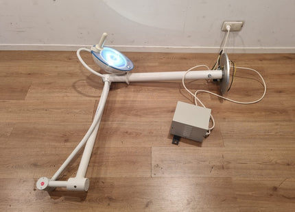 MAQUET SA MOUNTABLE SURGICAL LIGHT SYSTEM #02
