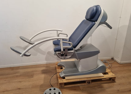 SCHMITZ MEDI-MATIC 115.7 GYNECOLOGICAL CHAIR