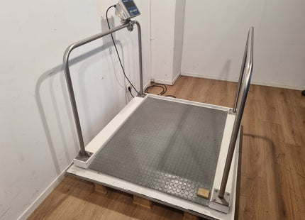 DIWAC METTLER TOLEDO IND226 PLATFORM SCALE