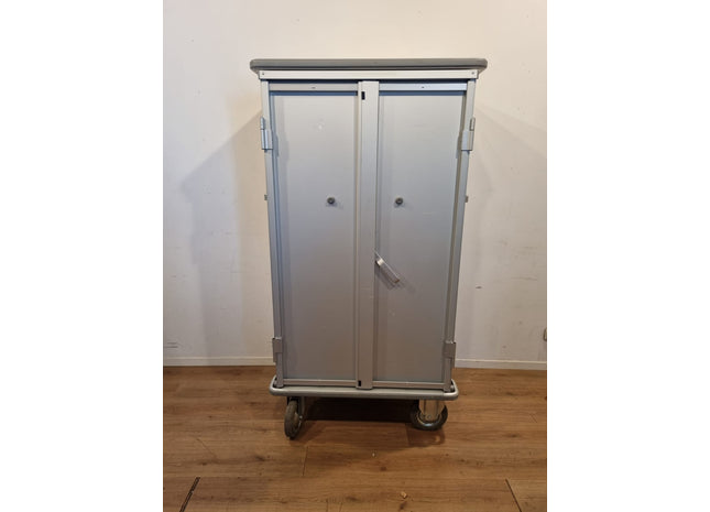 Closed Transportation Trolley #01