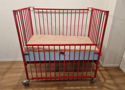 Huntleigh Nesbit Evans 31300X Children's Hospital Bed #02
