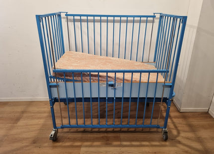 Huntleigh Nesbit Evans 31300X Children's Hospital Bed #03