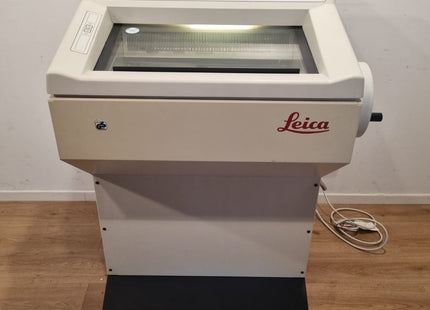 LEICA CM1900 CRYOSTAT