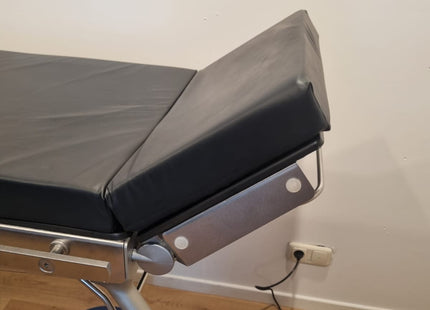 MAQUET ALPHA CLASSIC MOBILE ELECTRIC OPERATING TABLE