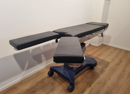 MAQUET ALPHA CLASSIC MOBILE ELECTRIC OPERATING TABLE