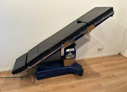 MAQUET ALPHASTAR MOBILE ELECTRIC OPERATING TABLE
