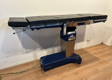 MAQUET ALPHASTAR MOBILE ELECTRIC OPERATING TABLE