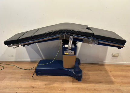 MAQUET ALPHASTAR MOBILE ELECTRIC OPERATING TABLE