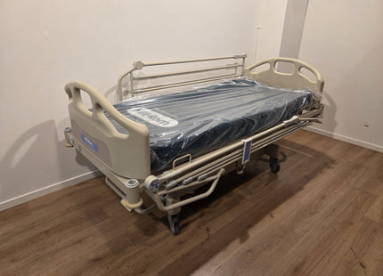 Hill-Rom AvantGuard 800 #02 Semi-ICU Hospital Bed