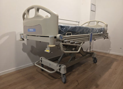 Hill-Rom AvantGuard 800 #02 Semi-ICU Hospital Bed