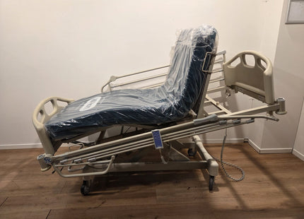 Hill-Rom AvantGuard 800 #02 Semi-ICU Hospital Bed