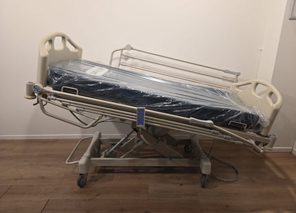 Hill-Rom AvantGuard 800 #02 Semi-ICU Hospital Bed