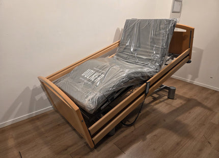 Stiegelmeyer Elvido-Brevo Electric 3-Section Full Option Hospital Bed #11G