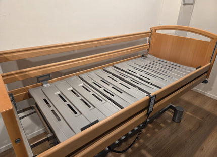 Stiegelmeyer Elvido-Brevo Electric 3-Section Full Option Hospital Bed #11G