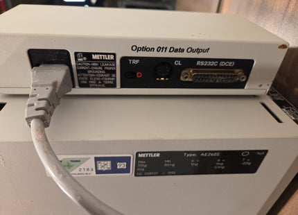 Mettler Toledo AE 260 DeltaRange scale