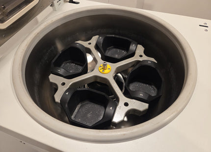 Hettich 4817-30-D Laboratory Centrifuge